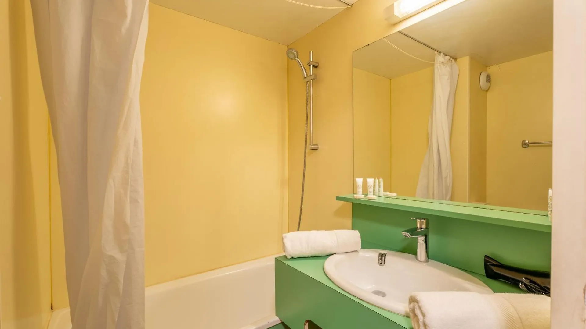 Ski In-Out - Heart Of Val Thorens Convenient Flat, Wifi 92 France