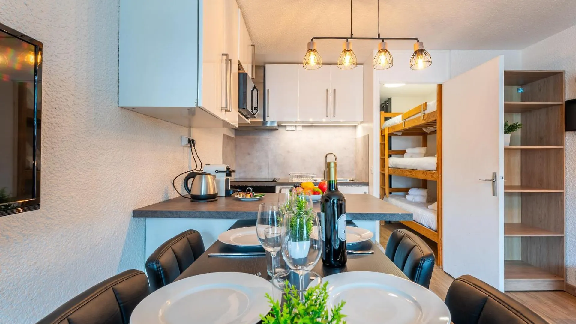 Ski In-Out - Heart Of Val Thorens Convenient Flat, Wifi 92 Apartment
