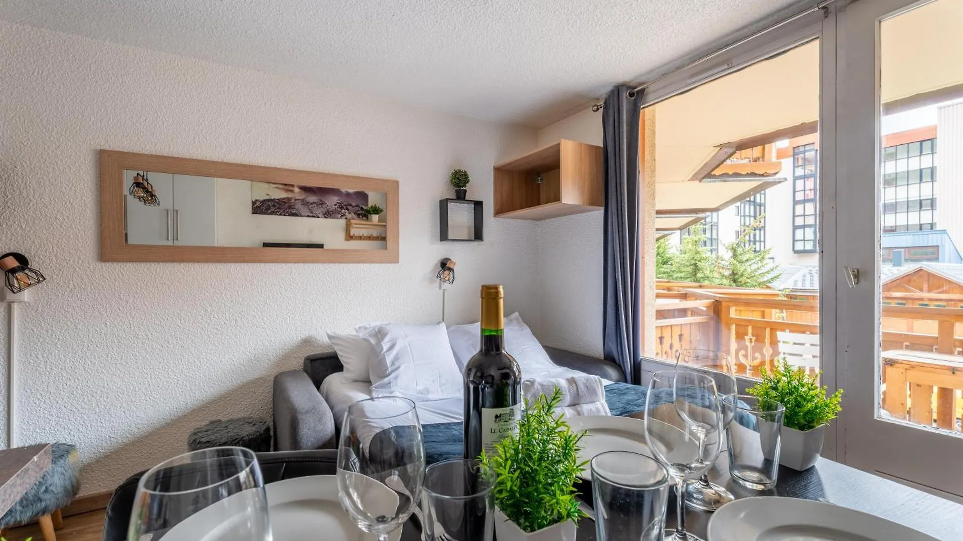 Apartment Ski In-Out - Heart Of Val Thorens Convenient Flat, Wifi 92