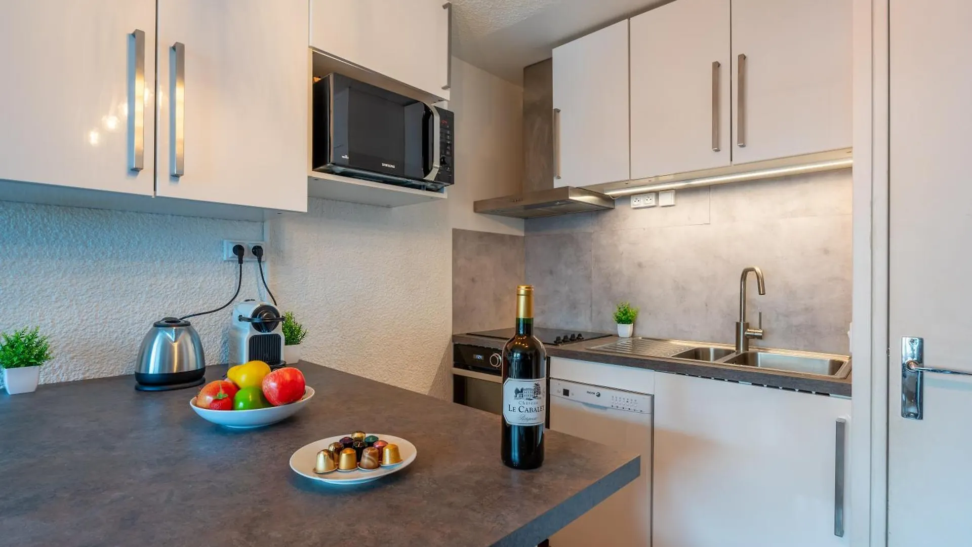 Ski In-Out - Heart Of Val Thorens Convenient Flat, Wifi 92