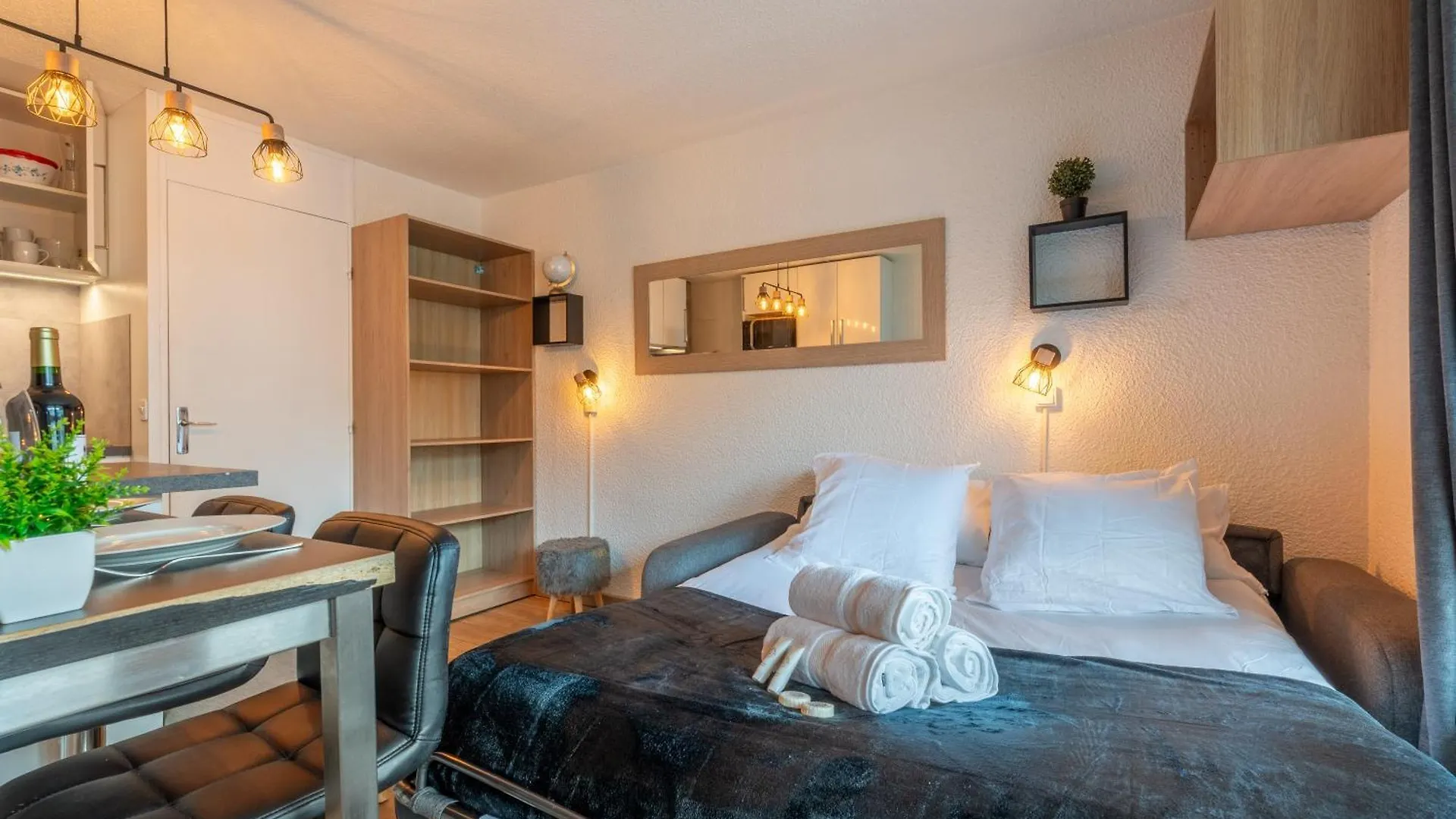 Ski In-Out - Heart Of Val Thorens Convenient Flat, Wifi 92 France